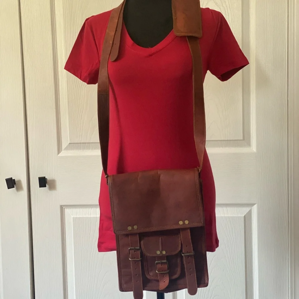 Leather Crossbody Bag for Man and Woman - Picture 8 of 8